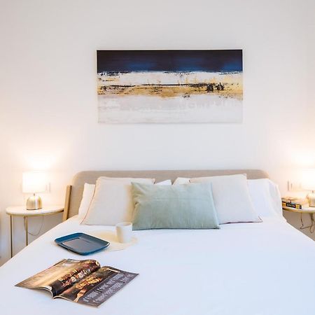 Urban Pulses Nervion Apartment Sevilla Bagian luar foto