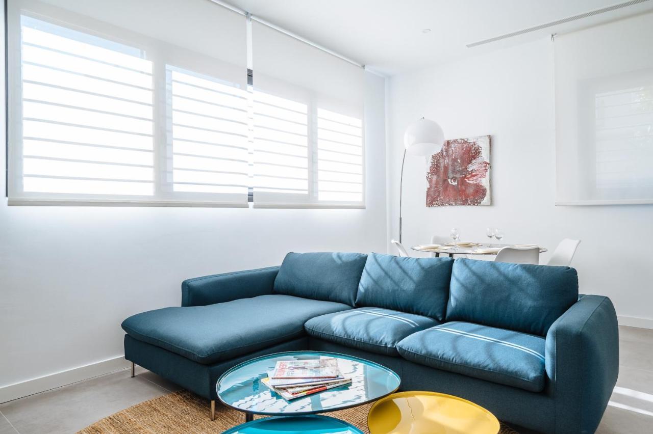 Urban Pulses Nervion Apartment Sevilla Bagian luar foto