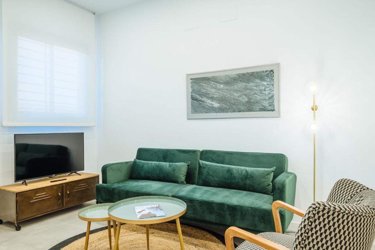 Urban Pulses Nervion Apartment Sevilla Bagian luar foto