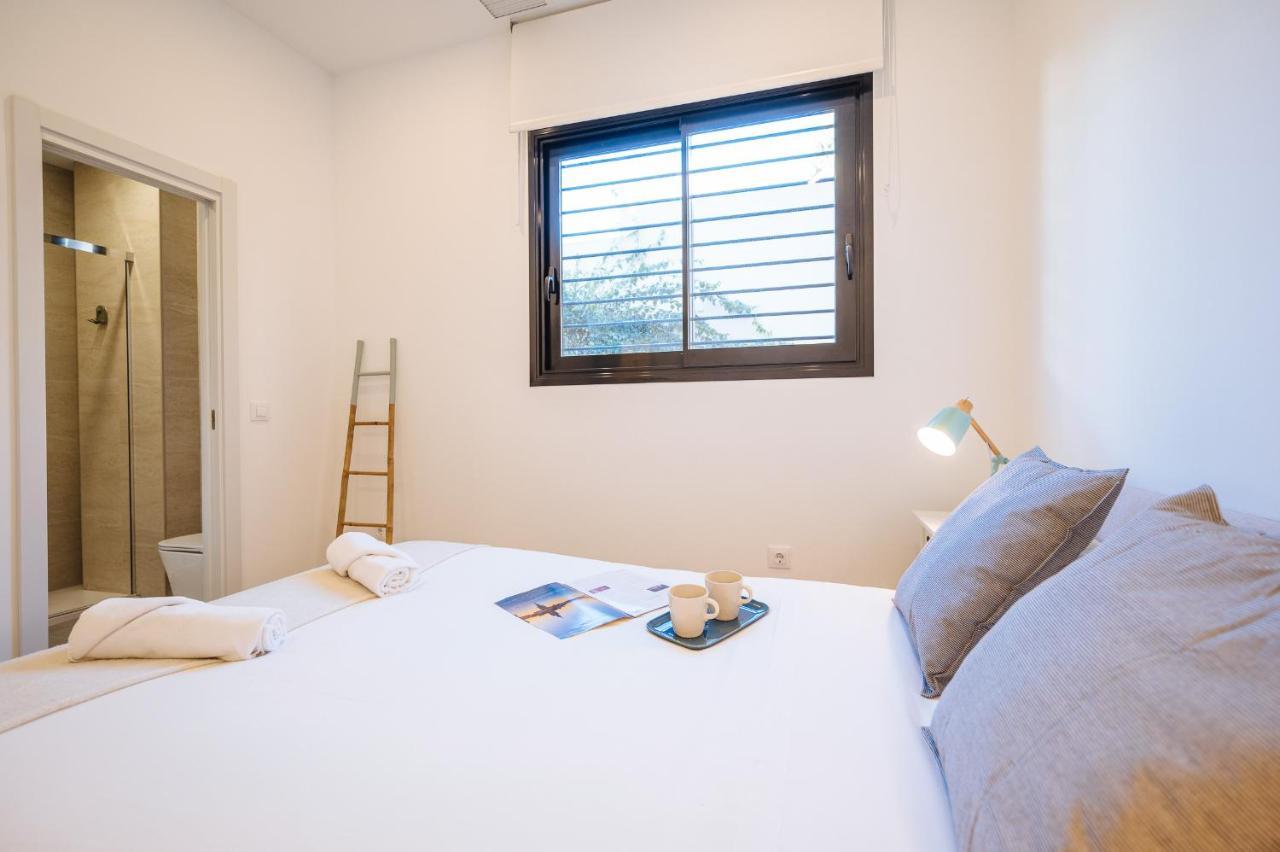 Urban Pulses Nervion Apartment Sevilla Bagian luar foto