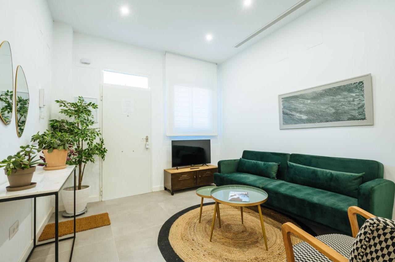 Urban Pulses Nervion Apartment Sevilla Bagian luar foto