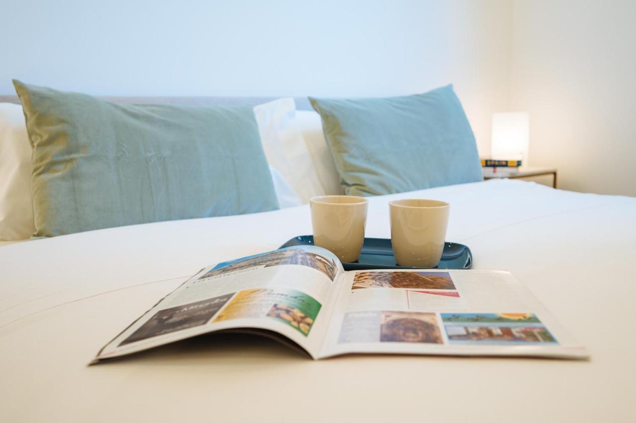 Urban Pulses Nervion Apartment Sevilla Bagian luar foto